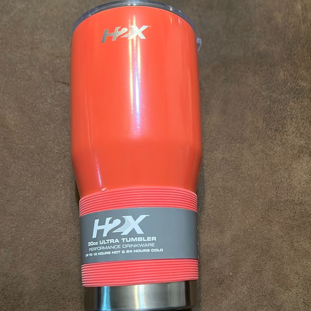NWOT H2X 30 ox Ultra Tumbler
